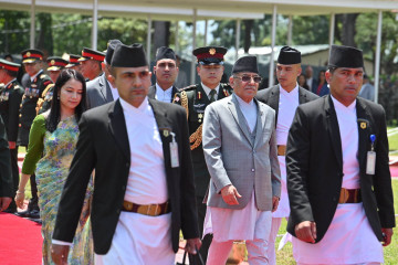 प्रधानमन्त्री प्रचण्ड भारत प्रस्थान (भिडियो र फोटोसहित)
